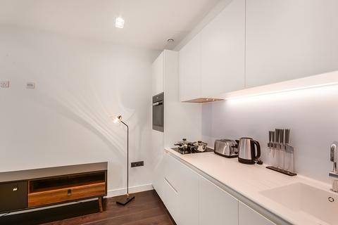Studio to rent, Casson Square, London, SE1