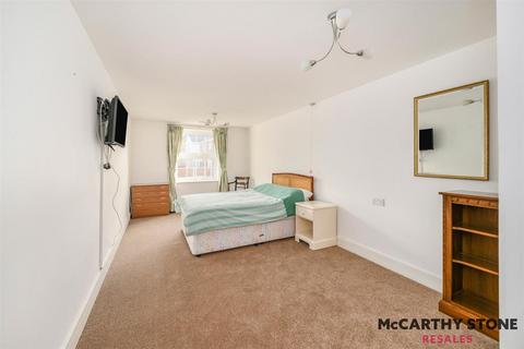 2 bedroom apartment for sale, Weighbridge Court, High Street, Ongar, Essex, CM5 9FD