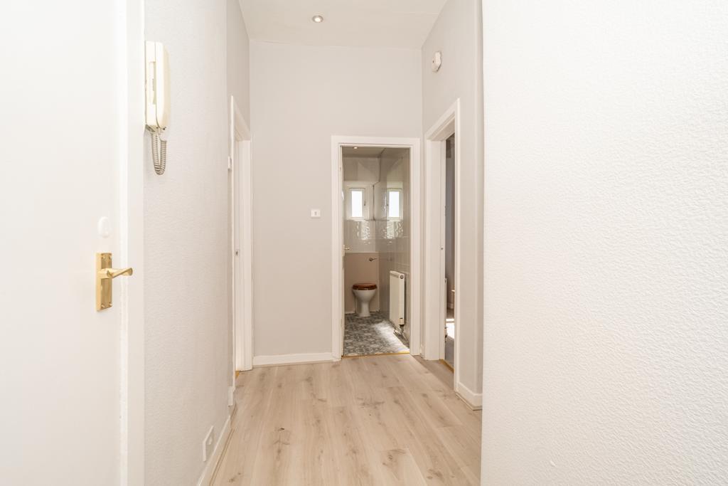 Hall 2