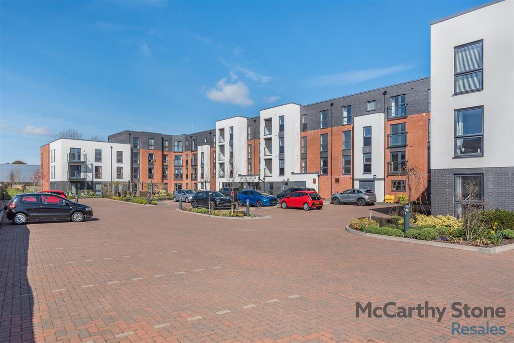 8641826-exterior12.jpg