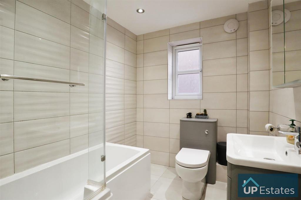 Family bathroom