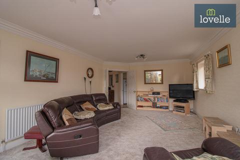 5 Shears Court, Waltham, Grimsby, DN37 0PF