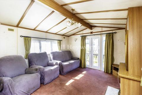 2 bedroom property for sale, Westcliffe Drive, Morecambe LA3