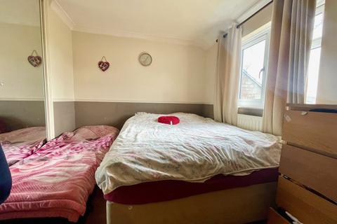 8 Ash Close, Huntingdon, PE29 7AY
