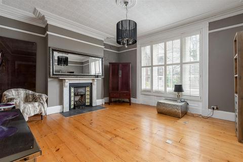 4 bedroom townhouse for sale, Coniscliffe Road, Darlington DL3