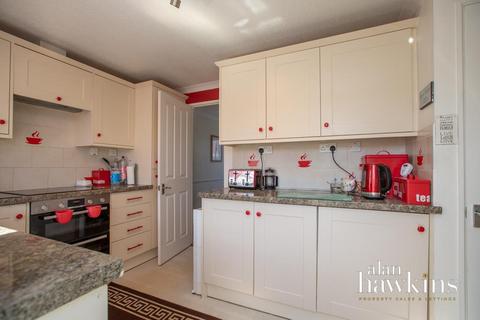 2 bedroom park home for sale, Church Park, Bradenstoke SN15 4