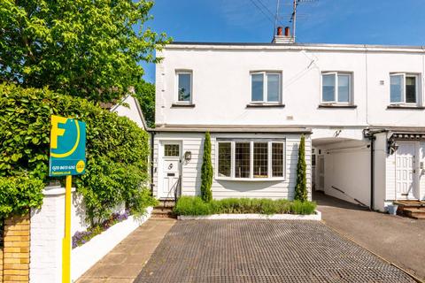 Flat 1, Fishery Lodge Avenue Road, Maidenhead, SL6 1UG