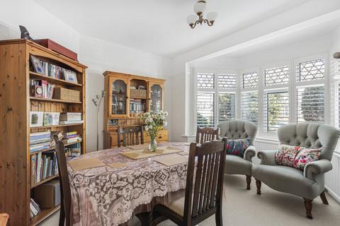 40 Crane Way, Twickenham, TW2 7NJ