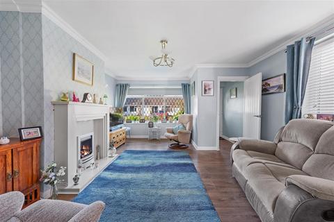 undefined, Moss Grove, Lymm WA13