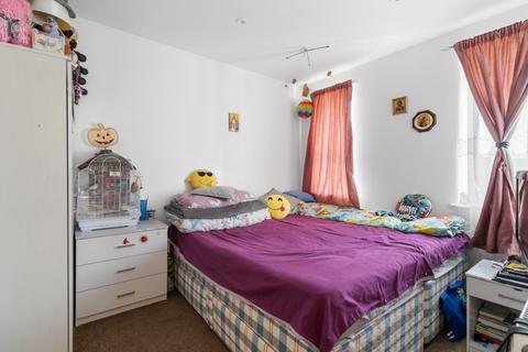 2 bedroom apartment to rent, St. Georges Gate, 175 St. Georges Road, Cheltenham, Gloucestershire, GL50 3EJ