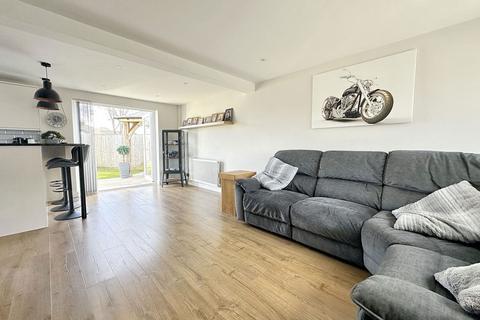 3 bedroom detached house for sale, Addison Road, Melksham SN12
