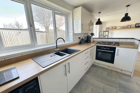 3 bedroom detached house for sale, Addison Road, Melksham SN12