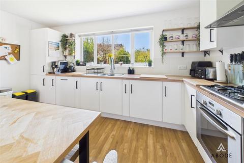 109 Woods Lane, Burton-on-trent, DE15 9DB