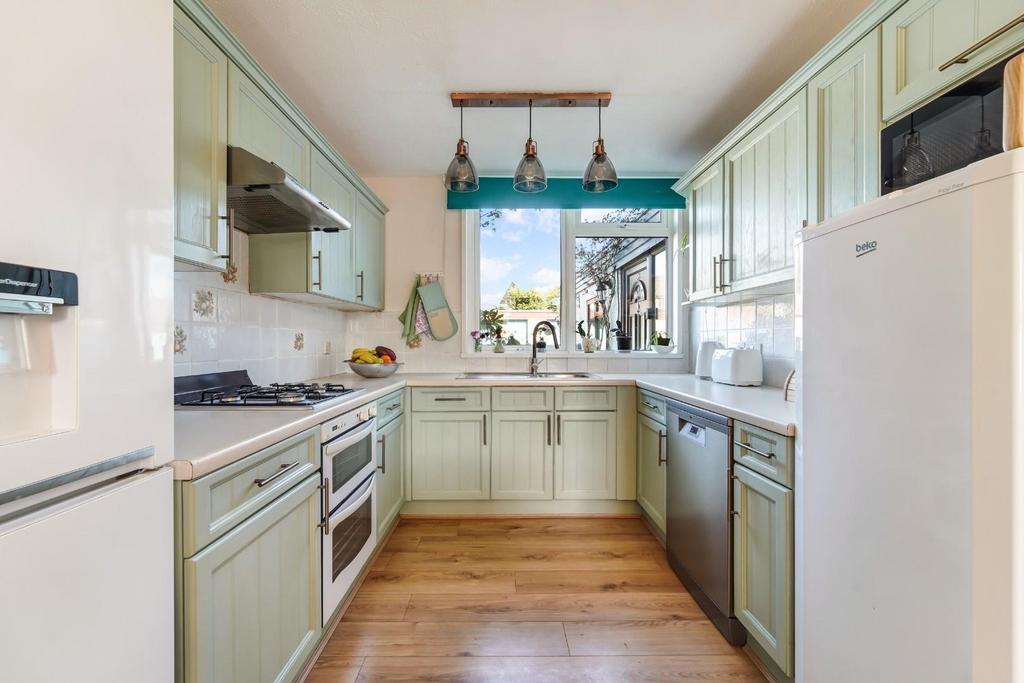 FLEETWOOD CLOSE (1).jpg