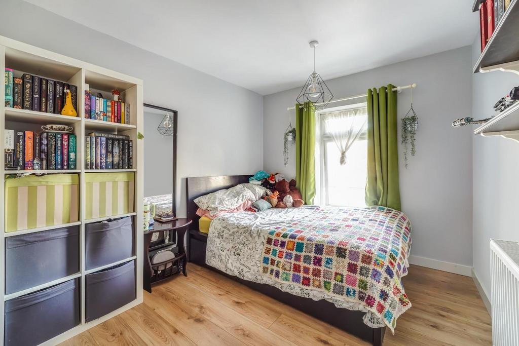 FLEETWOOD CLOSE (8).jpg