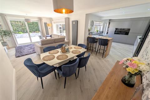 2 Alderley Close, Sandbach, CW11 1YX