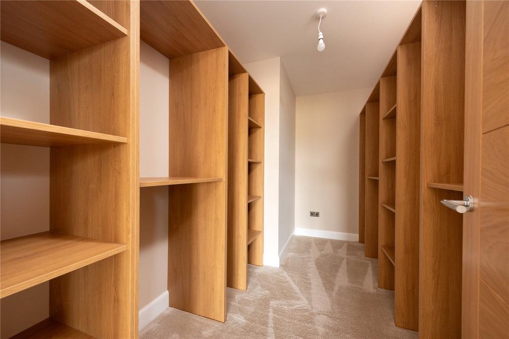 Walk In Wardrobe