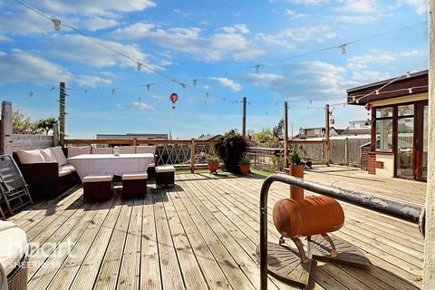 5 Cliff Drive, Warden, Sheerness, ME12 4PJ