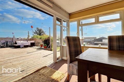 5 Cliff Drive, Warden, Sheerness, ME12 4PJ