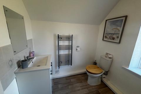 1 bedroom semi-detached house to rent, Kewstoke BS22