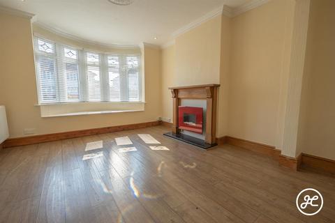 3 bedroom semi-detached house for sale, Quantock Road, Bridgwater