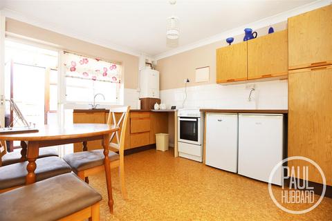 2 bedroom terraced bungalow for sale, Lloyds Avenue, Kessingland, NR33