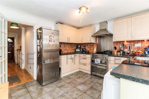 undefined, York Road, Barnet EN5