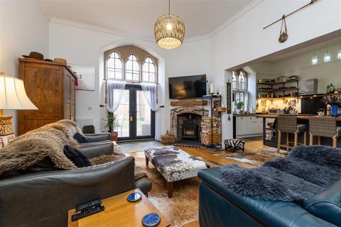 5 bedroom townhouse for sale, St. Clare's Court, Darlington