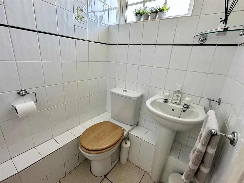 Downstairs wc