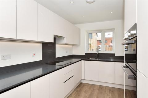 3 bedroom semi-detached house for sale, Ham Road, Faversham Lakes, Faversham, Kent