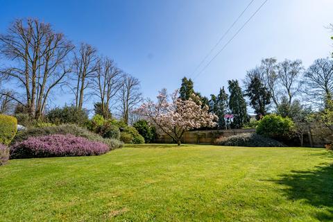 4 bedroom detached house for sale, Field House, 184 Derby Road, Ilkeston DE7 5FB