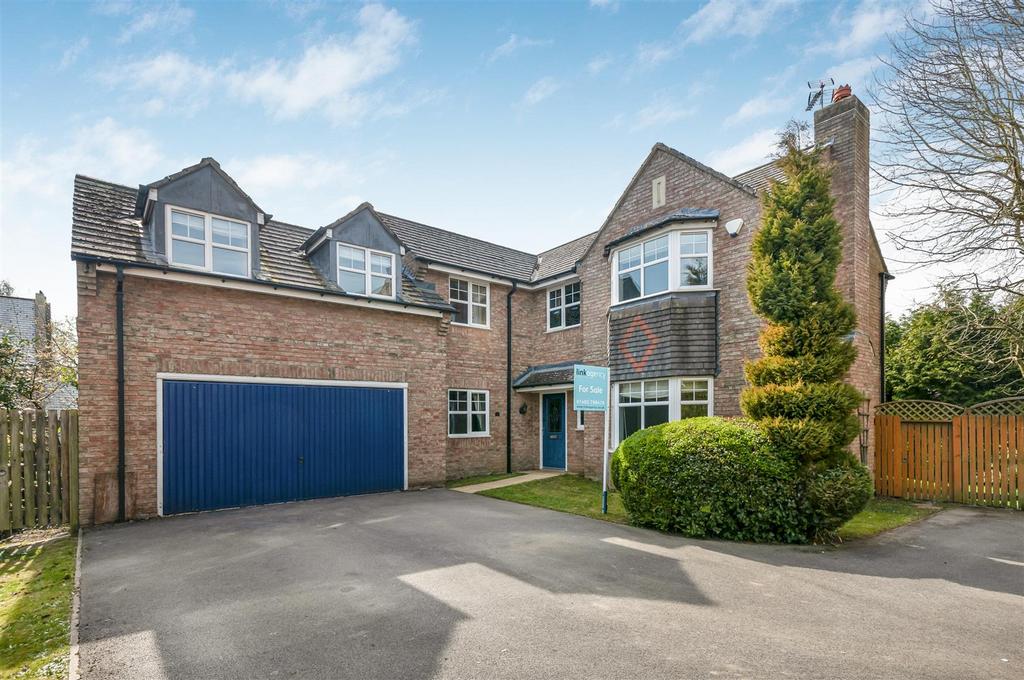 Elizabeth Howden Chapel Close, Howden 5 bed detached house - £475,000
