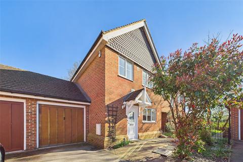 3 bedroom semi-detached house to rent, Green Lane, Winnersh, Wokingham, Berkshire, RG41