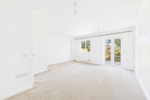 3 bedroom semi-detached house to rent, Green Lane, Winnersh, Wokingham, Berkshire, RG41