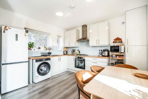undefined, Stanley Road, Hounslow TW3
