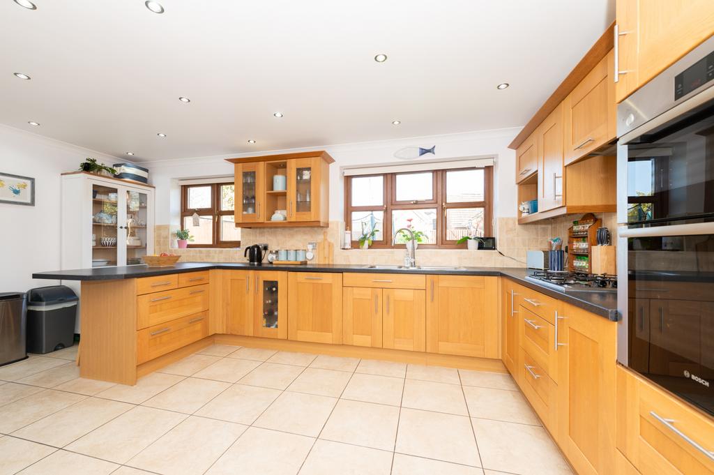 Kitchen/Breakfast