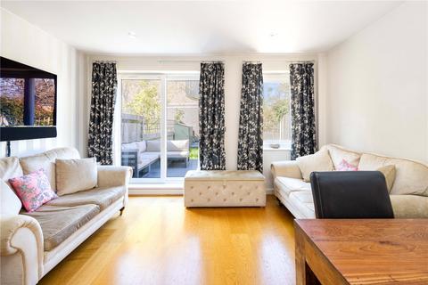 9 Hereford Road, London, E3 2FR