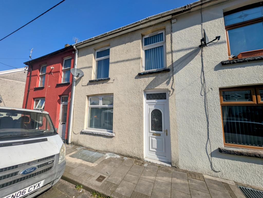 3 bedroom Terraced for sale