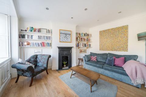 62 Walcot Square, London, SE11 4TZ