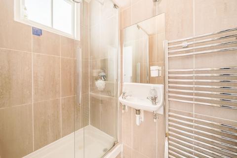 62 Walcot Square, London, SE11 4TZ
