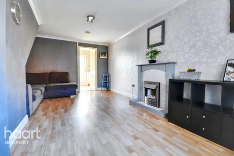 2 bedroom end of terrace house for sale, Hawksworth Grove, Newport