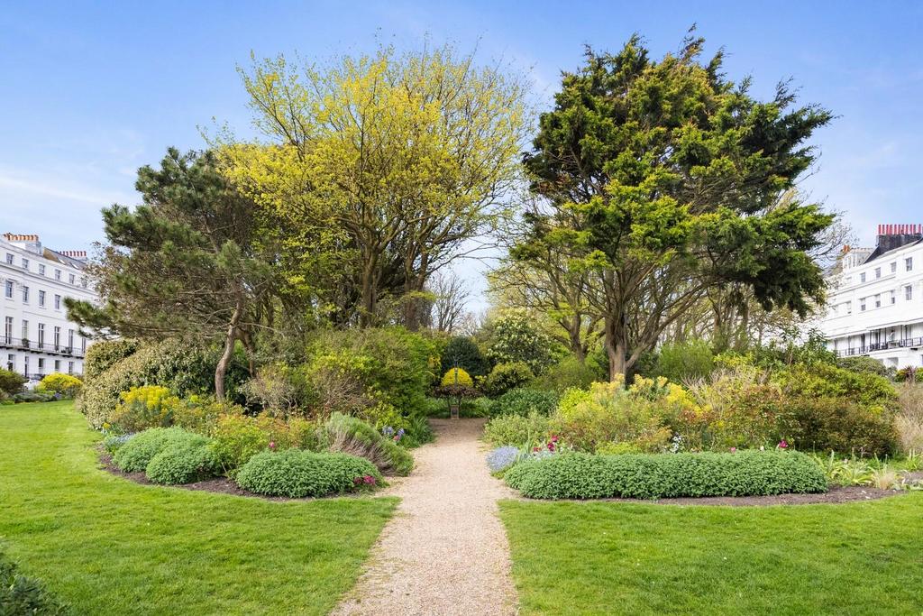 Sussex Square Garden - 026(1).jpg