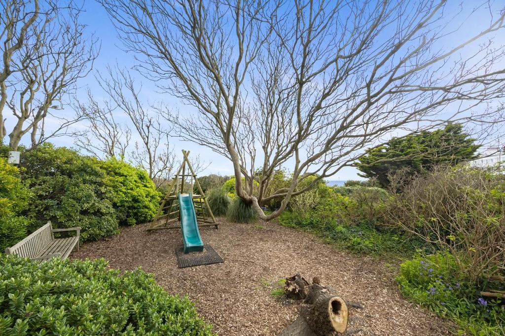 Sussex Square Garden - 027.jpg