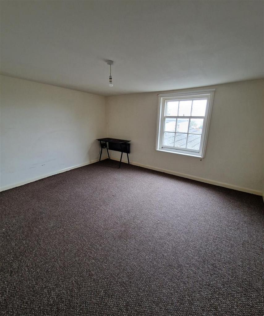 Bedroom 2 110a.jpg
