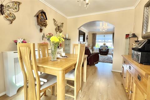 10 Cambrian Road, Wirral, CH46 5NR