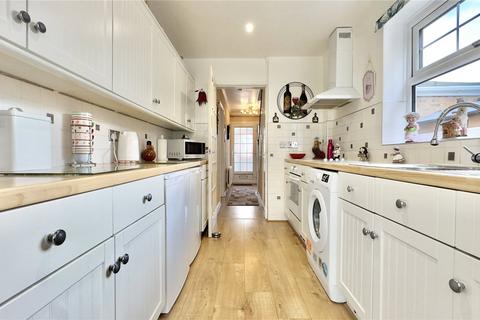 10 Cambrian Road, Wirral, CH46 5NR