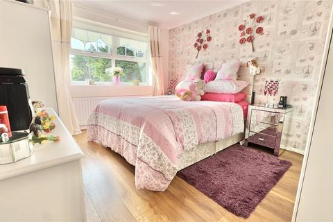 10 Cambrian Road, Wirral, CH46 5NR