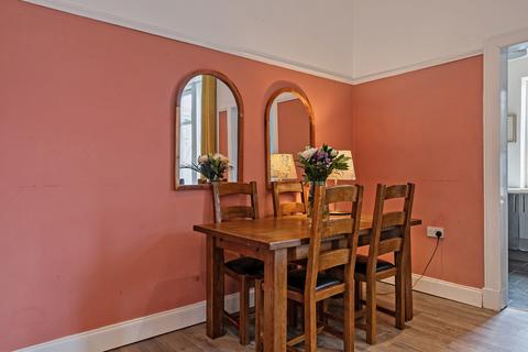 158 Busby Road, Clarkston, Glasgow, G76 8BH