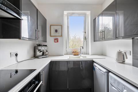 158 Busby Road, Clarkston, Glasgow, G76 8BH
