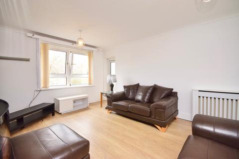 Flat 2/2, 20 Armadale Path, Glasgow, G31 3HA